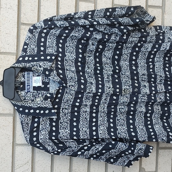 Black/White Shirt/Mens - Picture 4 of 7